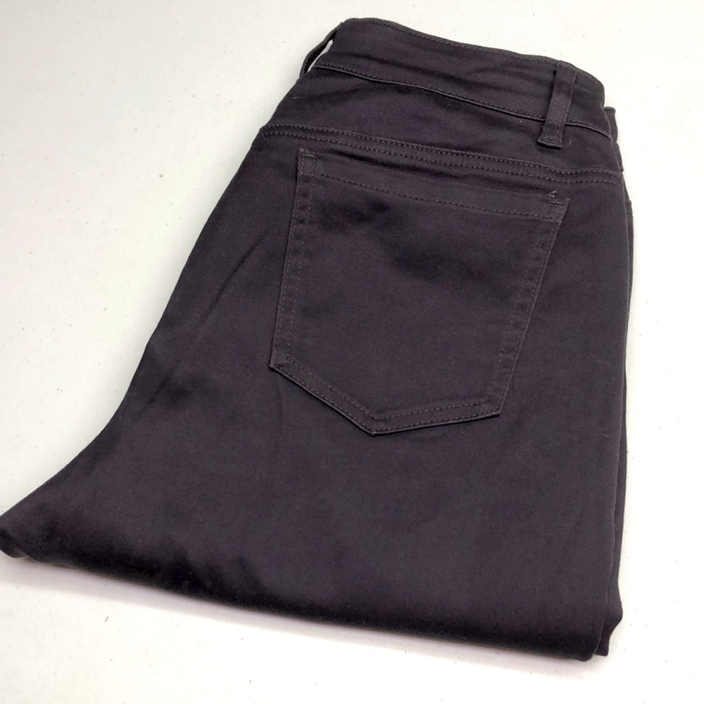 NYGARD GRAY SUPER STRETCH SLIM FIT JEANS 12/31x30 ⭐️